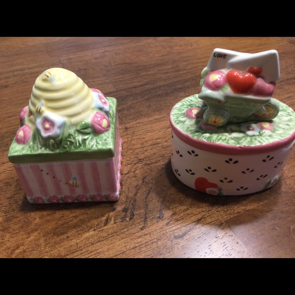 Two petite Mary Engelbreit ceramic trinket boxes